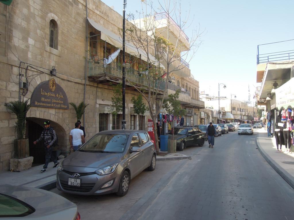 Madaba Hotel Exterior photo