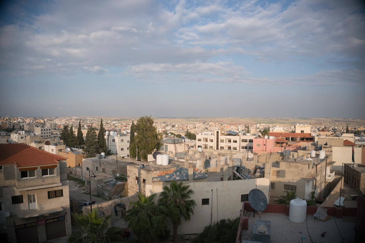 Madaba Hotel Exterior photo